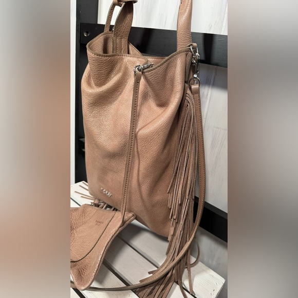Tosca Blu FRINGED Big Nude Leather Satchel/Removable Crossbody Strap & Pouch - Picture 3 of 12